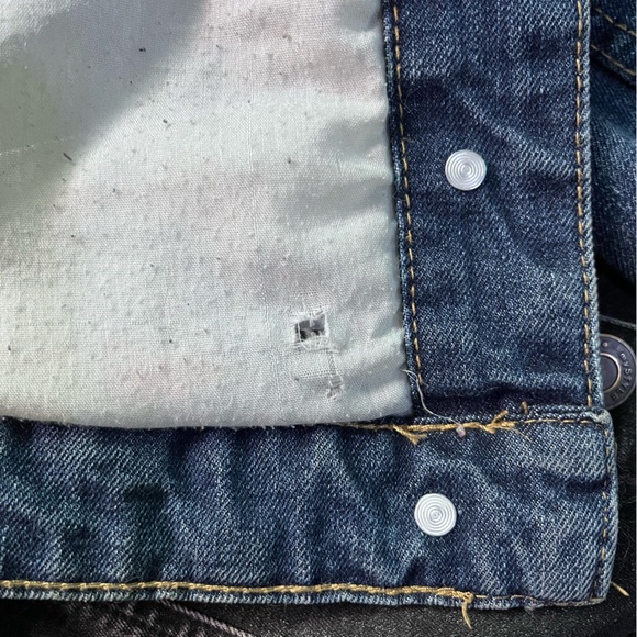 Jean Jacket (L) - Picture 8 of 8